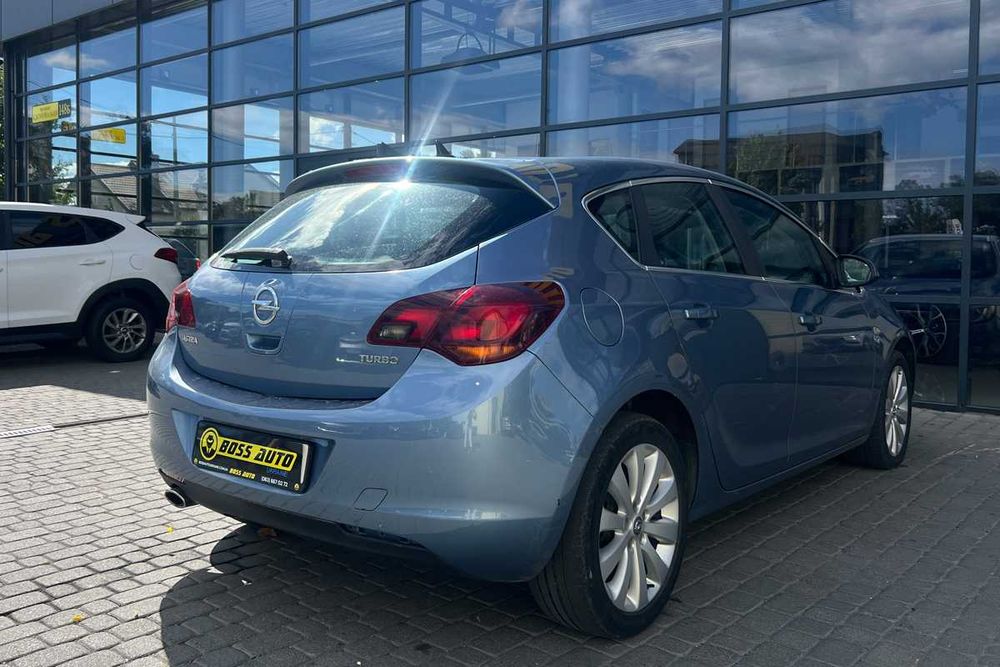 Opel Astra 2010