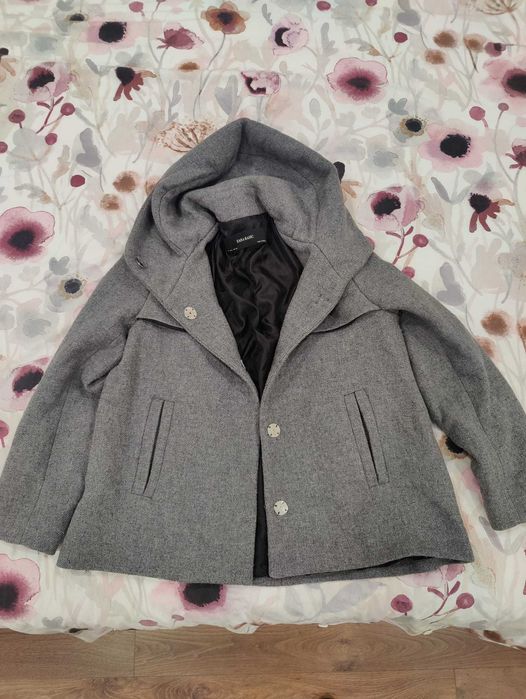 Casaco de senhora Zara tam. M em excelente estado