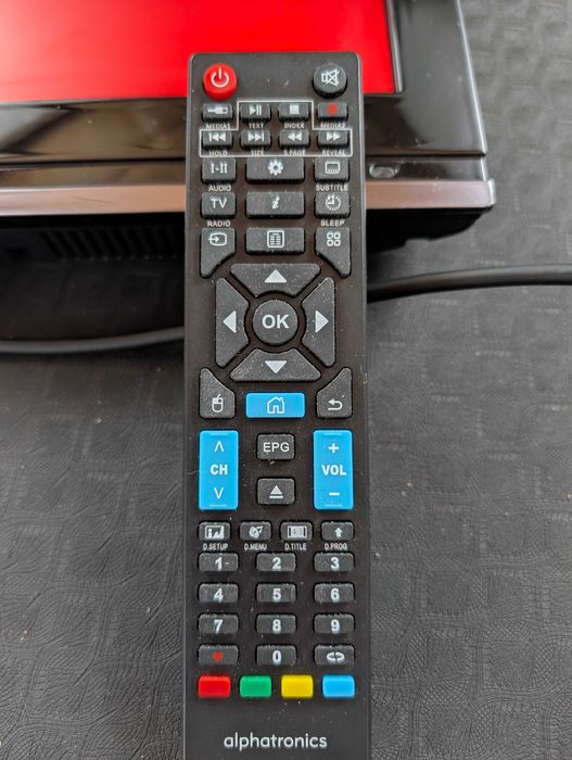 Telewizor Alphatronics R-19 DSB – 19”, DVD, DVB-T2/S2/C, 12/24V