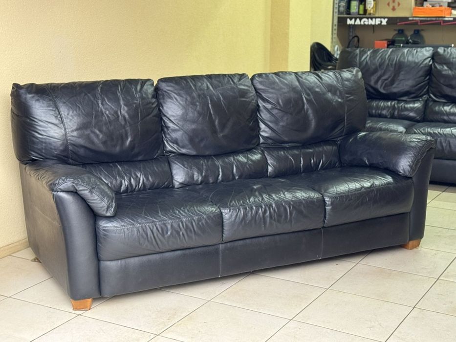 Кожаный диван тройка из Бельгии