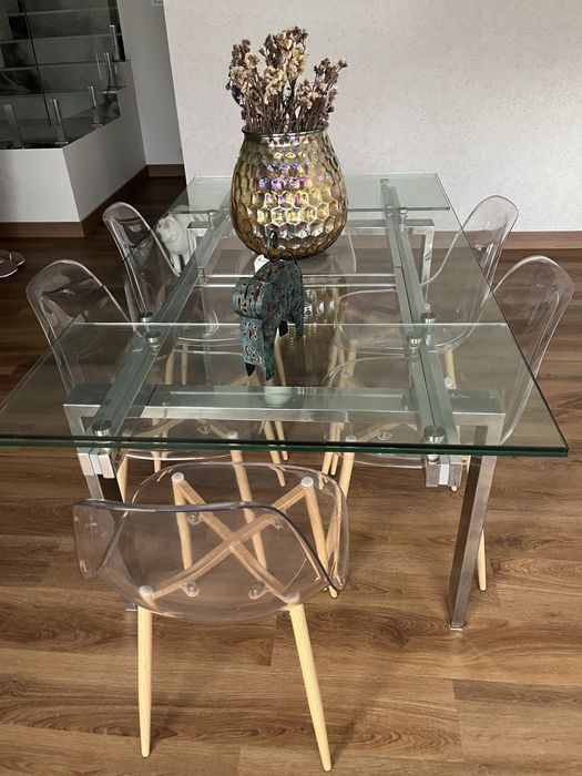 Mesa de Jantar - extensivel + cadeiras