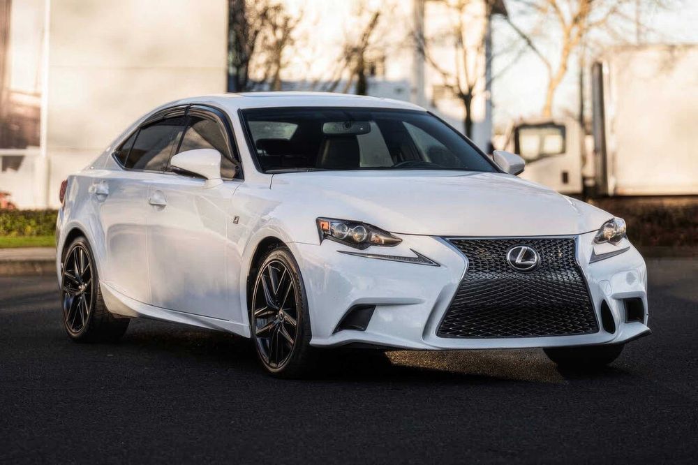 Lexus IS 350      2015