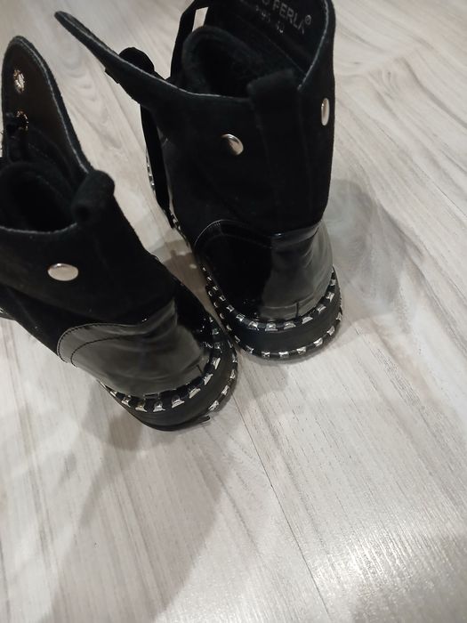 Buty rozmiar 40.