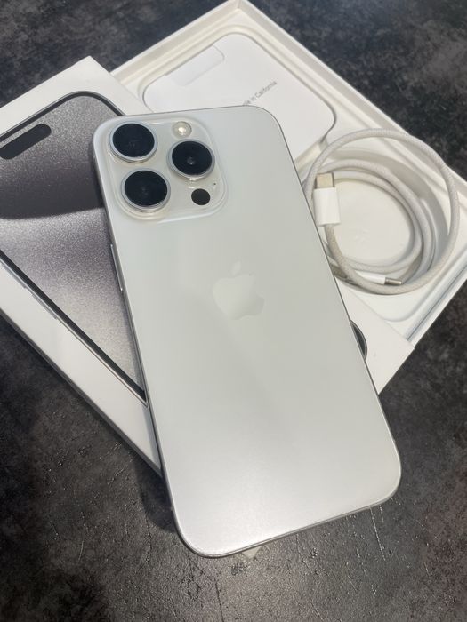 Apple iPhone 15 Pro 128 Srebrny (bateria 93%) Warszawa Żoliborz