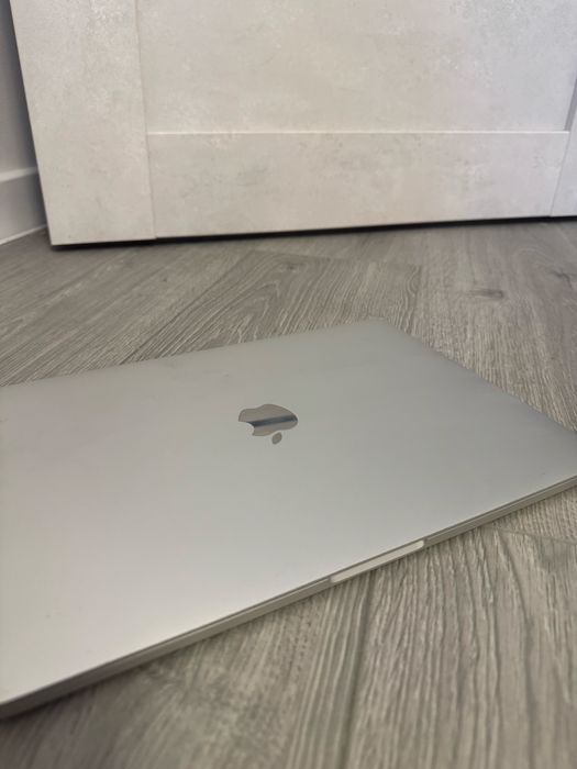 MacBook Pro 13” 2017