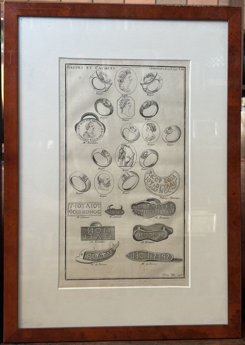 Par de molduras com desenhos antigos de aneis