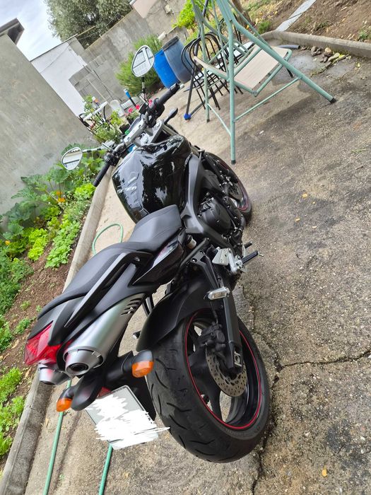 Mota Yamaha FZ6 Praticamente novo com 11000km