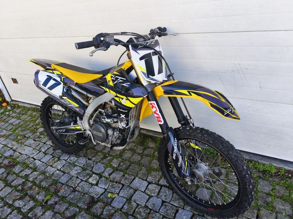 Vendo Yamaha YZF 450