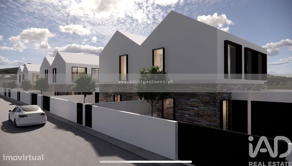 Terreno para construção em Torre de Dona Chama