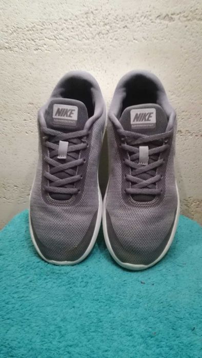 Buty do biegania NIKE FLEX EXPERIENCE 7 r.39 stan bardzo dobry