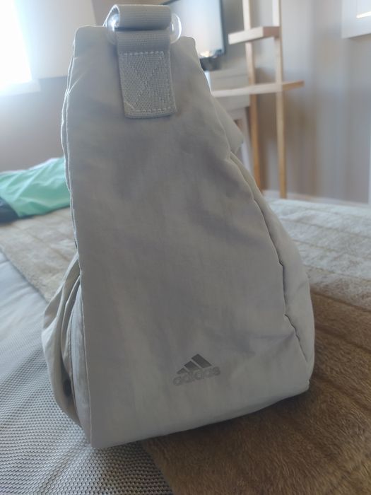 Saco Adidas como novo