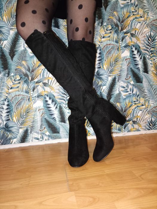 Kozaki damskie na słupku