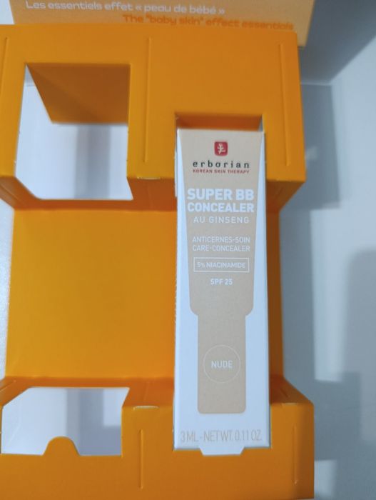 Консилер erborian nude тон нюд тональна основа