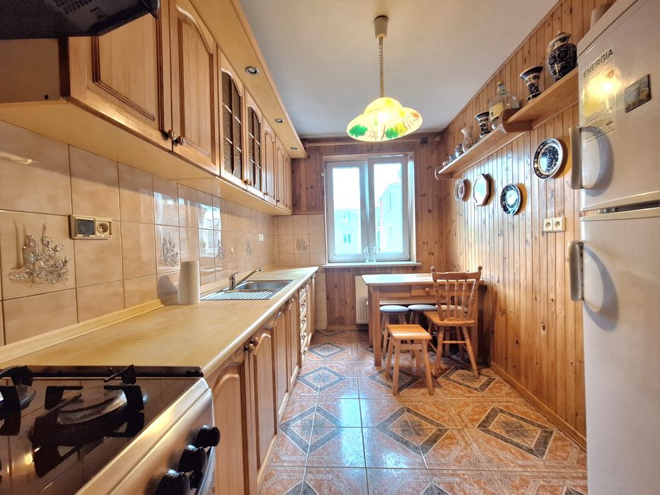 Saska Kępa ul. Marokańska, 3 oddzielne pokoje widna kuchnia 70m², balkon