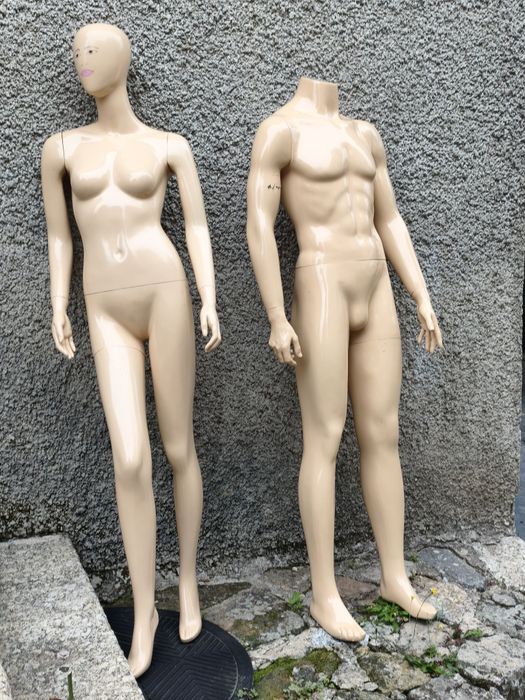 Manequim feminino e masculino em fibra