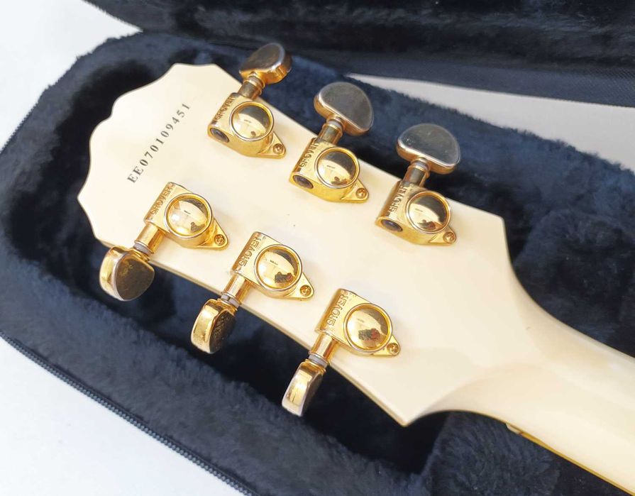 Epiphone Les Paul Custom - Alpine White - c/ estojo Gator