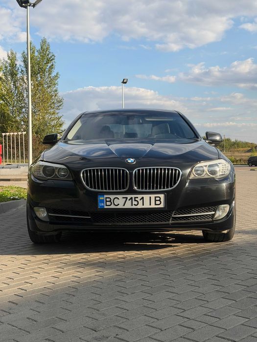 BMW 5 Series 2011