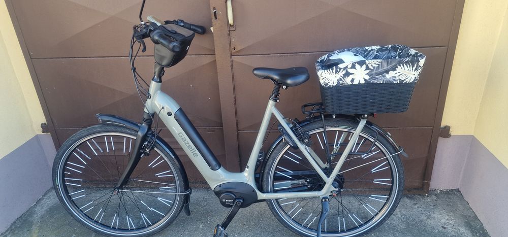 Rower elektryczny Gazelle Grenobl C8