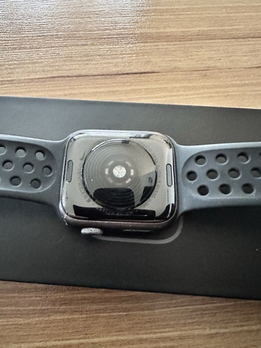 Apple watch se 2 gen 44mm