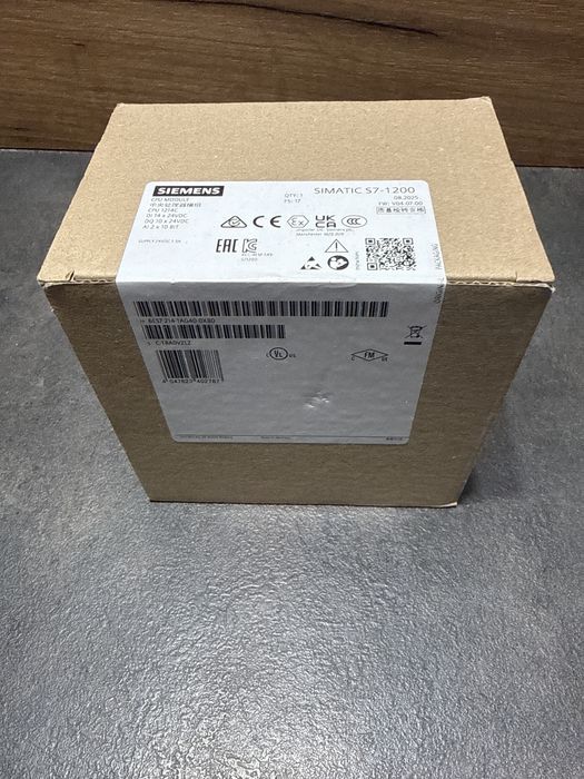 Siemens SIMATIC S7-1200 CPU 1214C DC/DC/DC, 6ES7214-1AG40-0XB0.