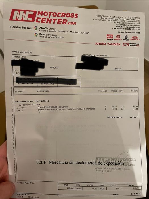 Capacete Airoh Twist 3 preto