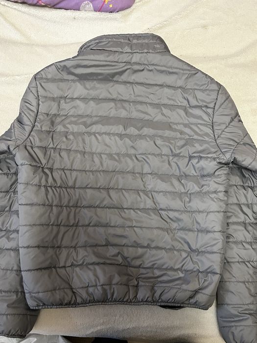 Мужска сіра куртка
