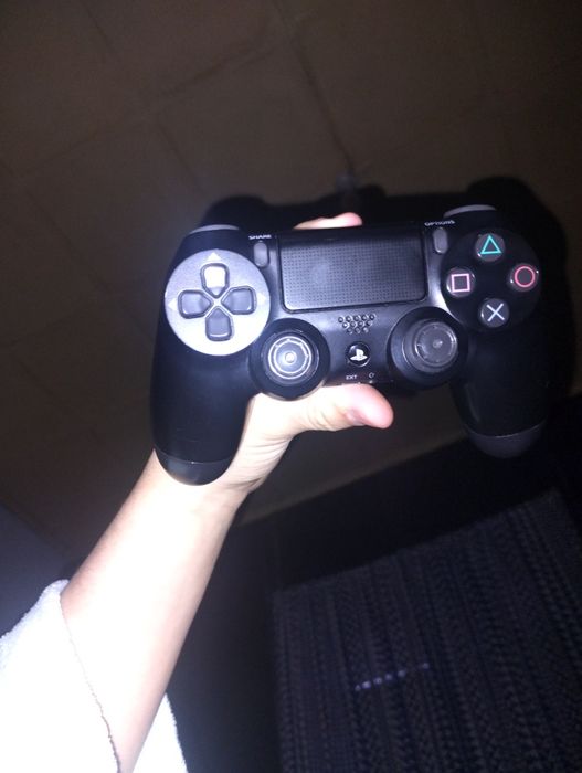 Comando ps4 semi novo