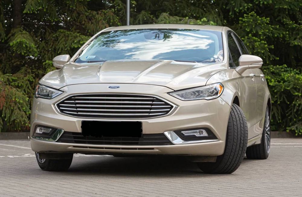 Ford Fusion Hybryda Plug-in