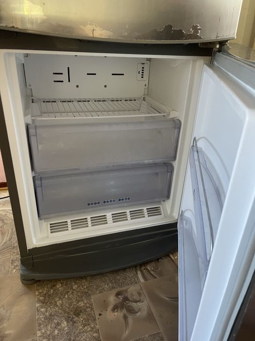 Холодиник 70см ширина