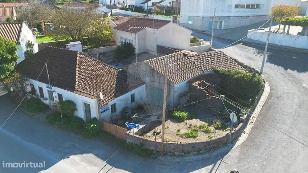 Moradia T3 para venda — Arrimal E Mendiga, Leiria