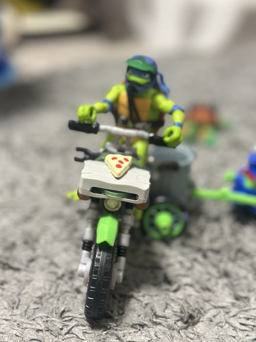 Колекційна фігурка TMNT «Черепашки-Ніндзя MOVIE II» - ЛЕОНАРДО НА