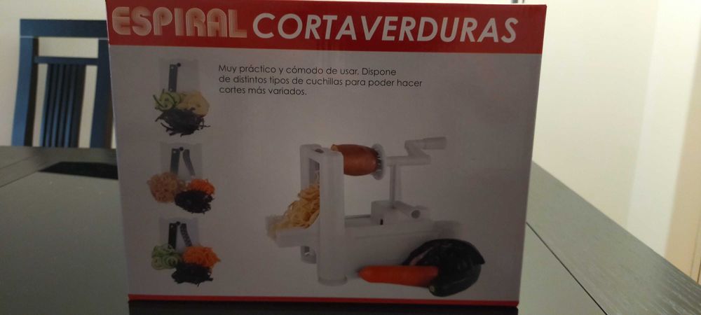 Espiralizador manual com pouco uso
