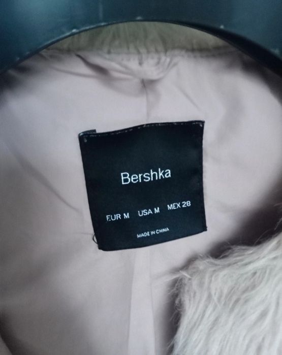 Kamizelka bezrękawnik futerko Bershka M