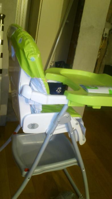 vende-se cadeira de refeições