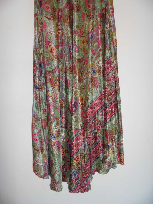 vestido mulher muito comprido