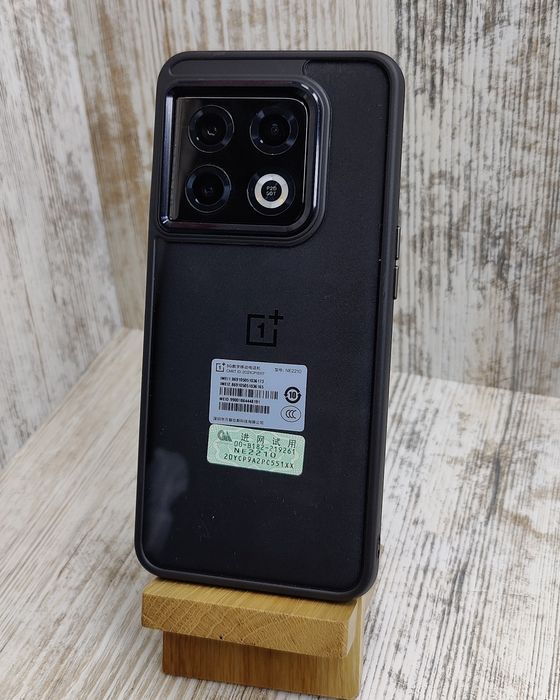 Чехол премиум качества на OnePlus 10 Pro/ 9R/ 9RT Не желтеет. Чохол