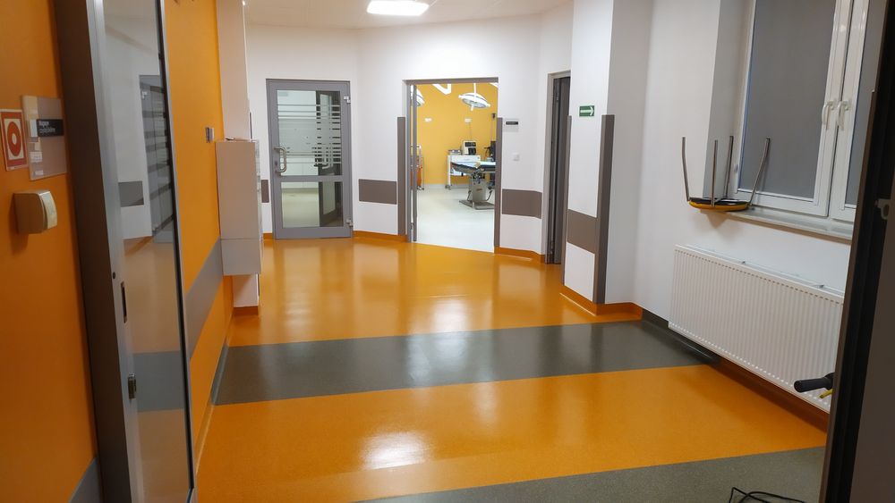 Polimeryzacja posadzek PCV czyszczenie wykładzin mycie podłóg