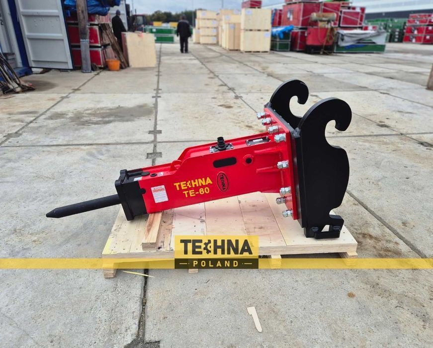 Młot hydrauliczny wyburzeniowy do koparki 19-27t,CW40, 1100kg