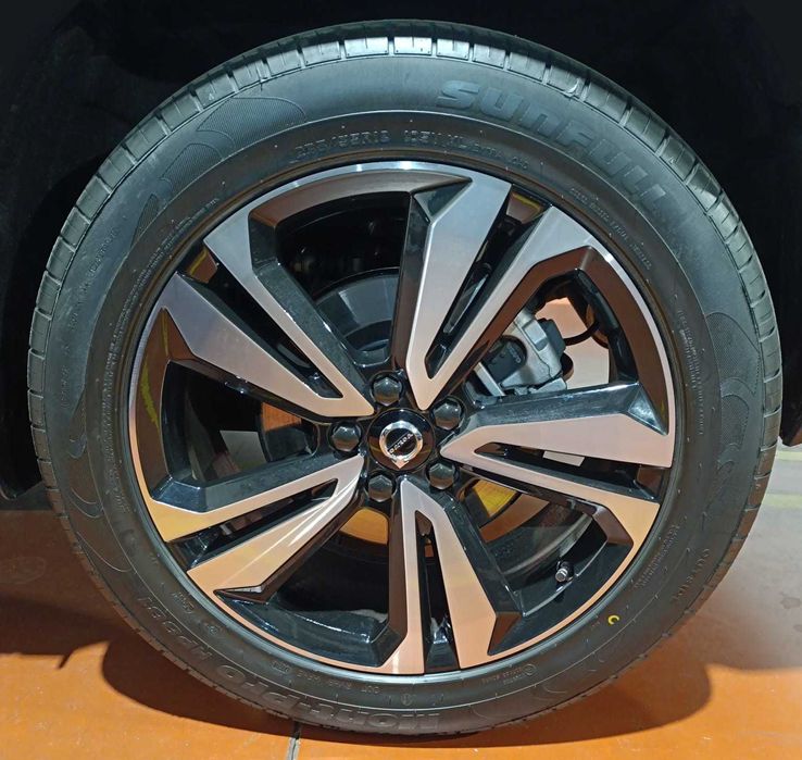 Koła Volvo XC40 Felgi 19 Cali Wraz Z Oponami