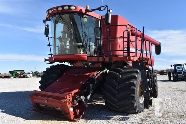 Продам комбайн Case Кейс 8120