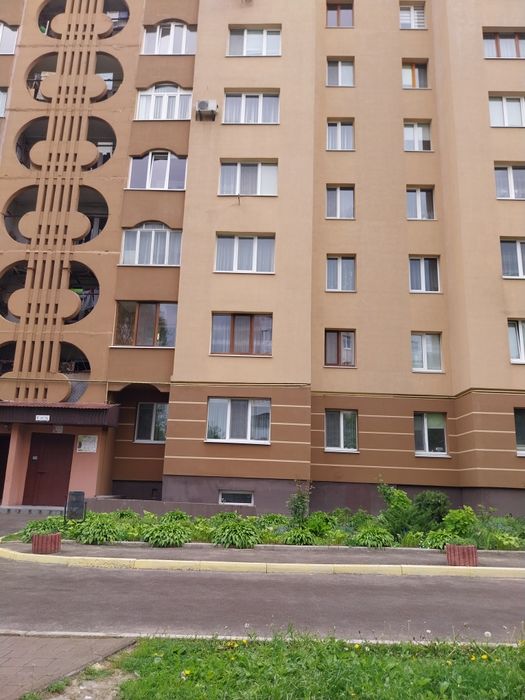 Здам 3ну квартиру