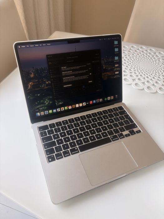 Macbook air 13 m3 256GB