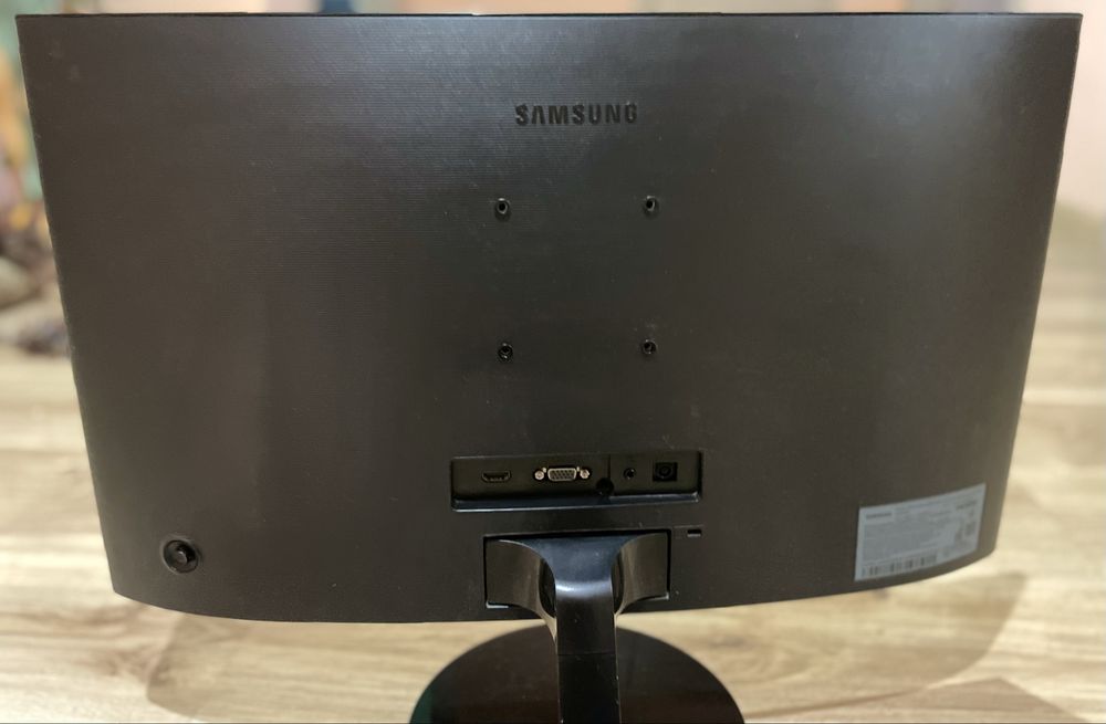 монитор Samsung C24F390FH