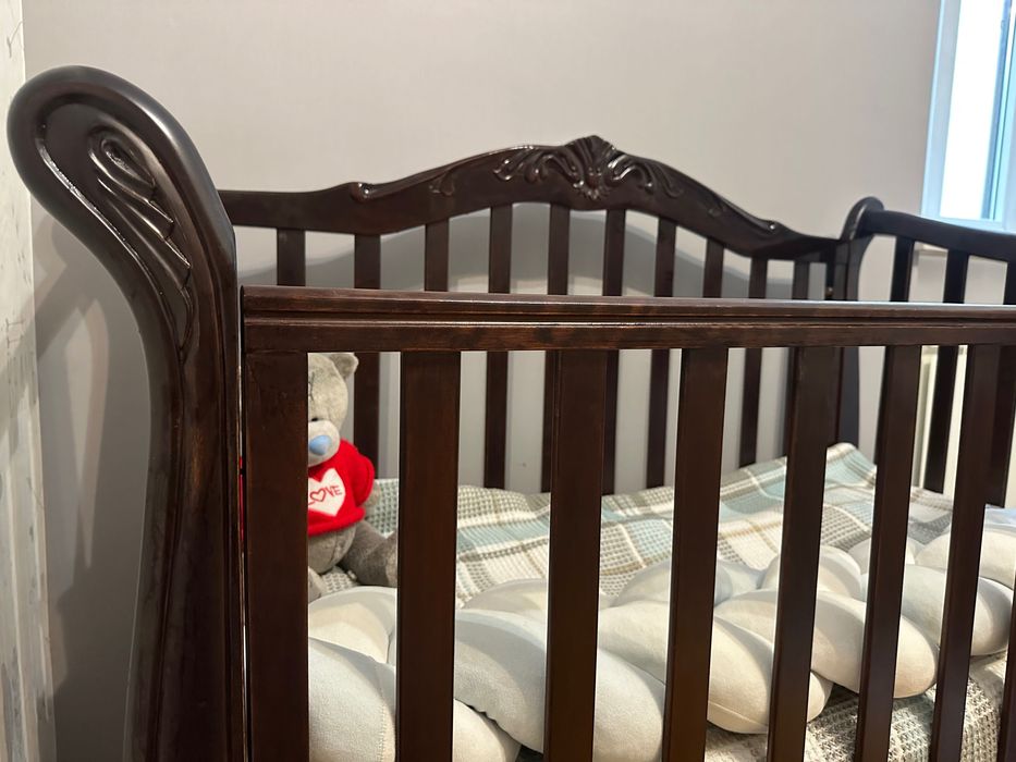 Дитяче ліжечко дубове з шухлядою