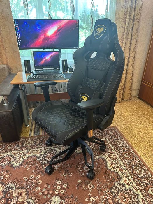 Ігрове крісло Cougar Armor Titan PRO Royal