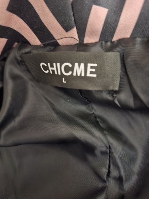 Garnitur w geometryczne wzory