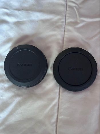 Maquina Fotografica Canon EOS R100