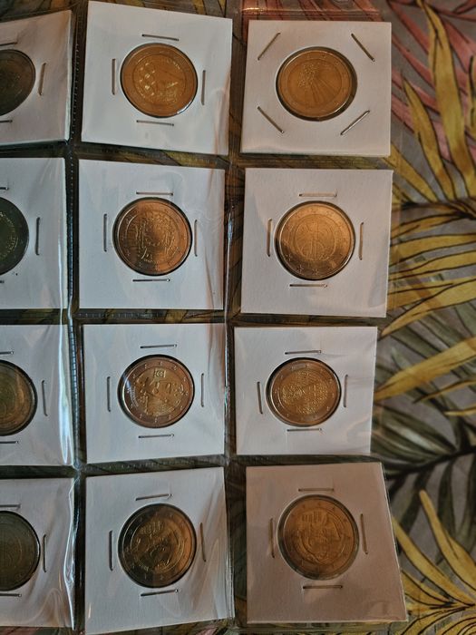 Vária moedas 2€ unc