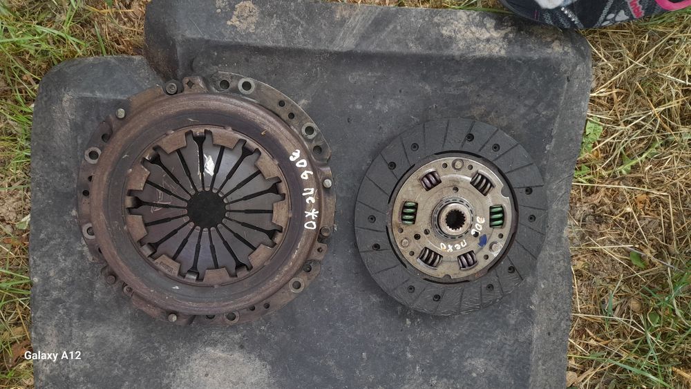 Пежо 306(1.8)бензин КПП+балка+щеплення