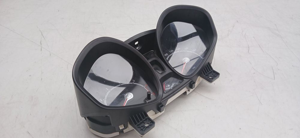 Quadrante / painel de instrumentos FORD Fiesta VI (CB1, CCN)